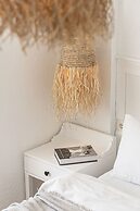 Sandal Alaçatı - Adults Only