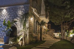 Sandal Alaçatı - Adults Only