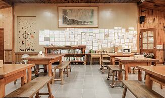 Seeking - Alishan Sunrise