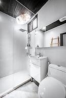 Seeking - Alishan Sunrise