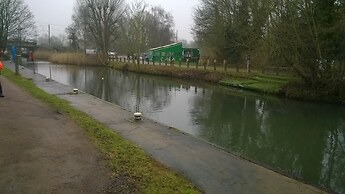 Broxbourne Riverside Chalets