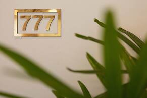 Shintana Saya Residence