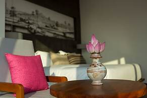 Shintana Saya Residence