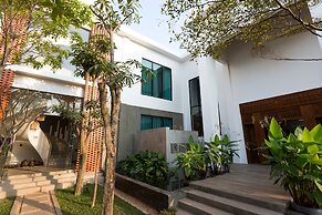 Shintana Saya Residence