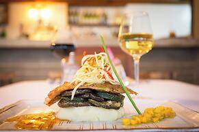 Shintana Saya Residence