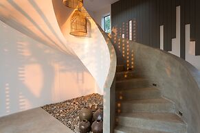 Shintana Saya Residence