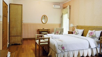 The Garden Family Guest House