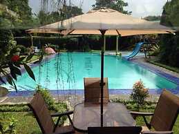 The Garden Family Guest House