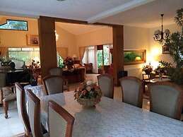 The Garden Family Guest House