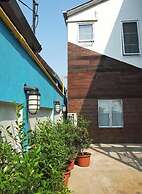Urban Bed Hostel - Adults Only