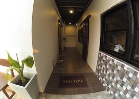 Urban Bed Hostel - Adults Only