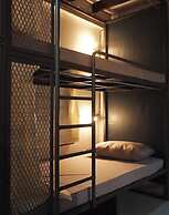 Urban Bed Hostel - Adults Only