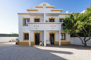 Pátio Vitória by Umbral