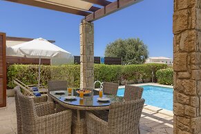 Aphrodite Hills Rentals – Junior Villas