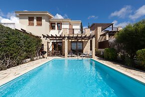 Aphrodite Hills Rentals – Junior Villas