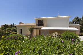 Aphrodite Hills Rentals – Superior Villas
