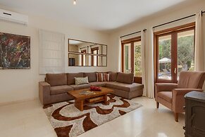 Aphrodite Hills Rentals – Superior Villas