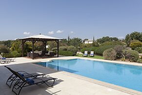 Aphrodite Hills Rentals – Superior Villas