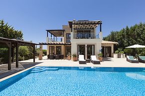 Aphrodite Hills Rentals – Superior Villas