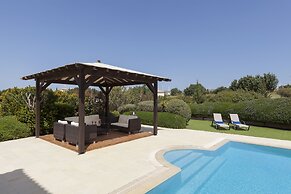 Aphrodite Hills Rentals – Superior Villas