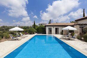 Aphrodite Hills Rentals – Superior Villas