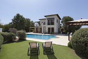 Aphrodite Hills Rentals – Superior Villas