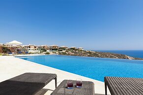 Aphrodite Hills Rentals – The Mythos Collection Villas