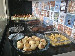 Hotel Lázaro Ubatuba