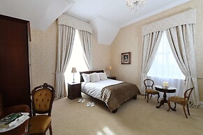 Glenduff Manor House