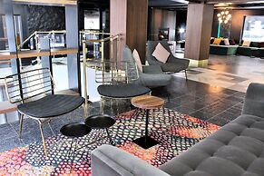 Lelux Hotel