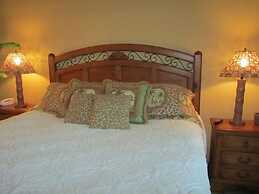 Beach Club Avalon 208 3 Bedroom Condo by RedAwning