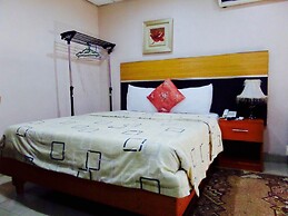 Deen Apartment Services