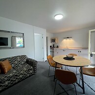 Apex Motor Lodge