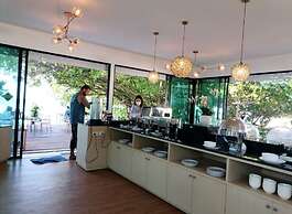 Paradise Resort PHI PHI