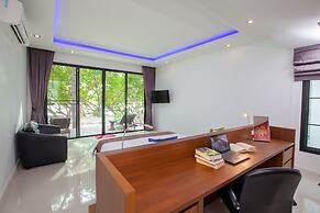 Paradise Resort PHI PHI