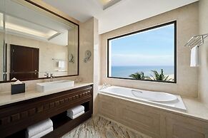 Renaissance Danang Hoi An Resort & Spa