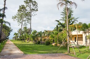 Villa Blanca Hotel & Restaurant