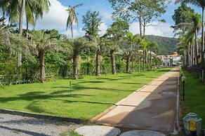 Villa Blanca Hotel & Restaurant