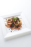 Villa Blanca Hotel & Restaurant