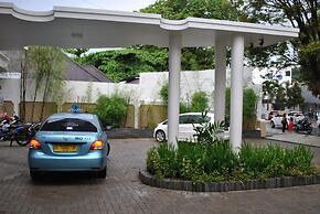 Casa de Wanea Hotel & Resto