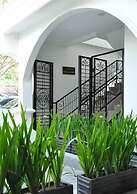 Casa de Wanea Hotel & Resto