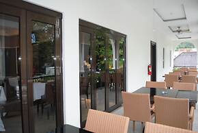 Casa de Wanea Hotel & Resto