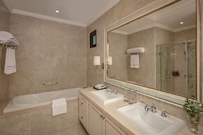 Melia Vinpearl Cua Sot Beach Resort