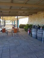 A Country View Motel - Ilbilbie