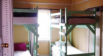 St Kilda East backpackers' hostel