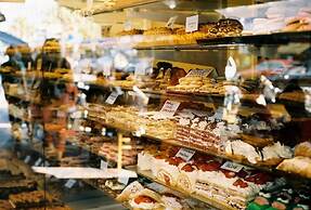 St Kilda East backpackers' hostel