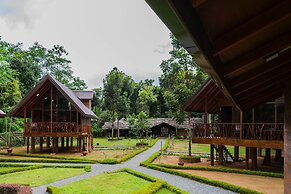 Kandy Cabana Eco Resort