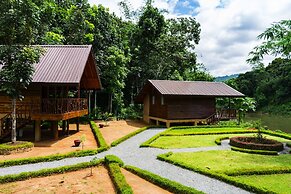 Kandy Cabana Eco Resort