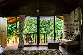 Kandy Cabana Eco Resort