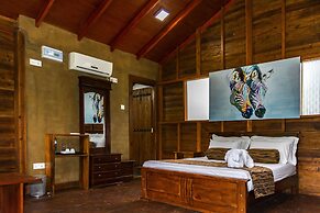 Kandy Cabana Eco Resort